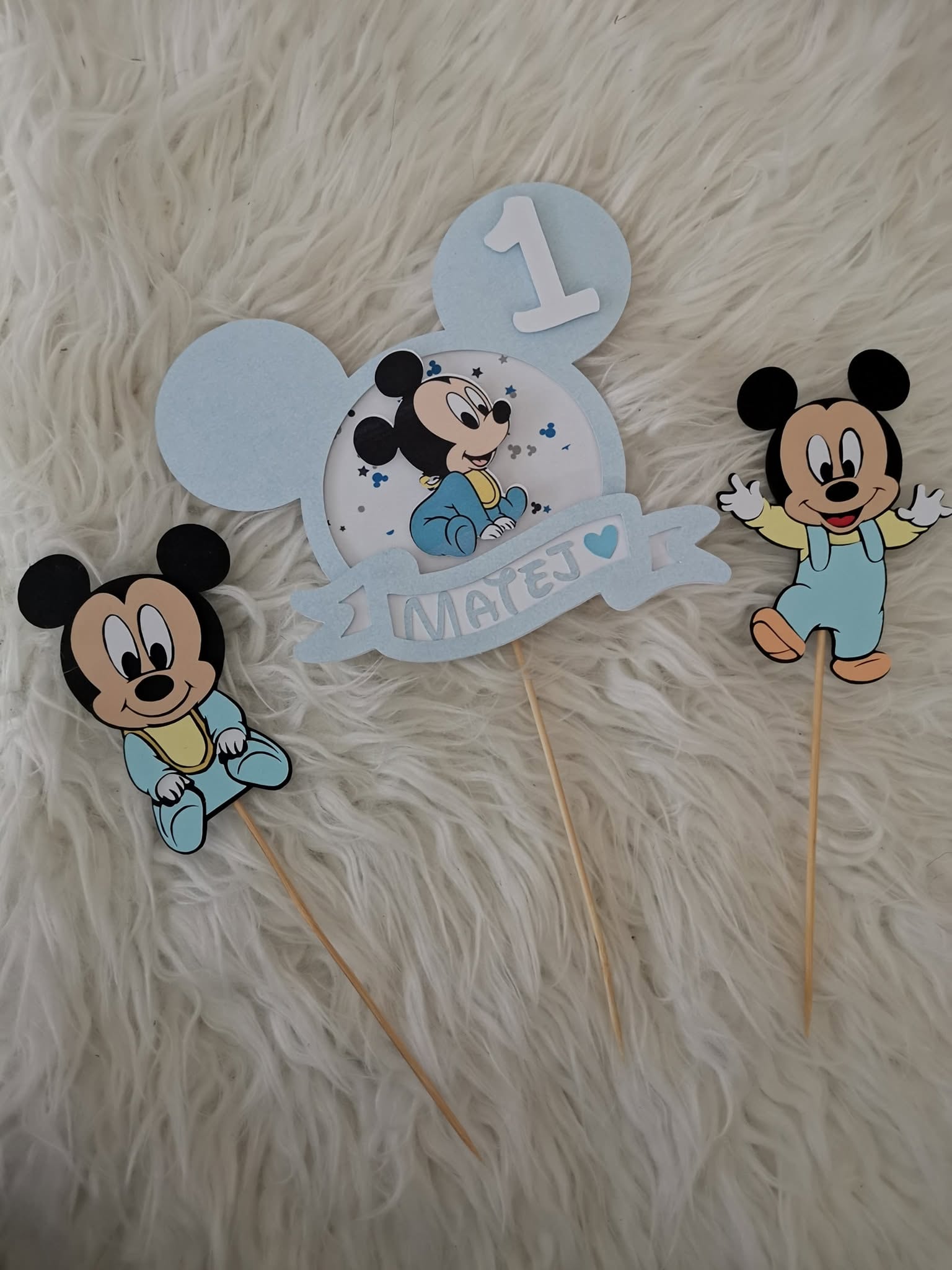 Baby Mickey Mouse – Malý dobrodruh – zapich na tortu s menom