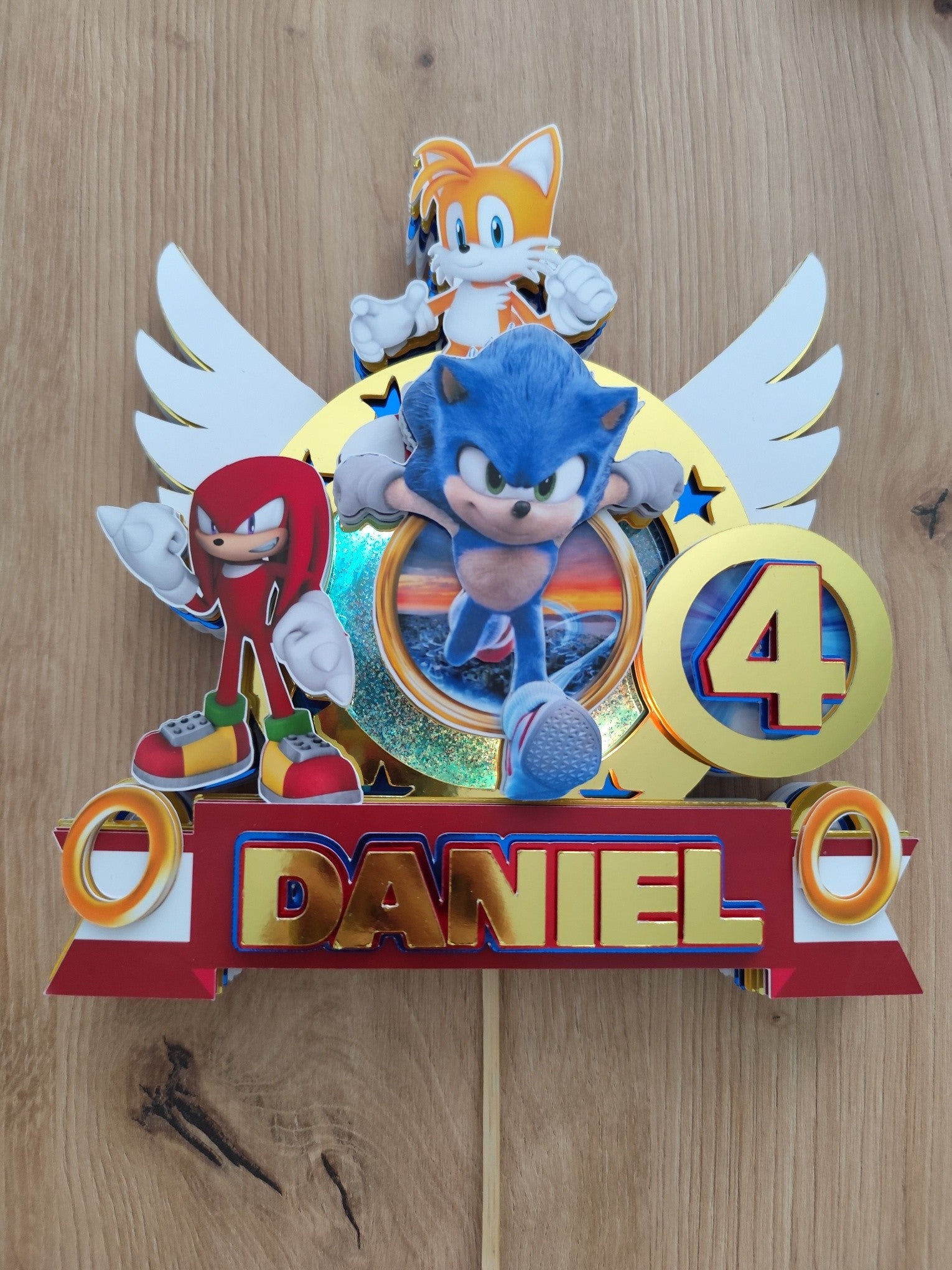 Sonic – modrý ježko – svietiaci LED zapich na tortu s menom