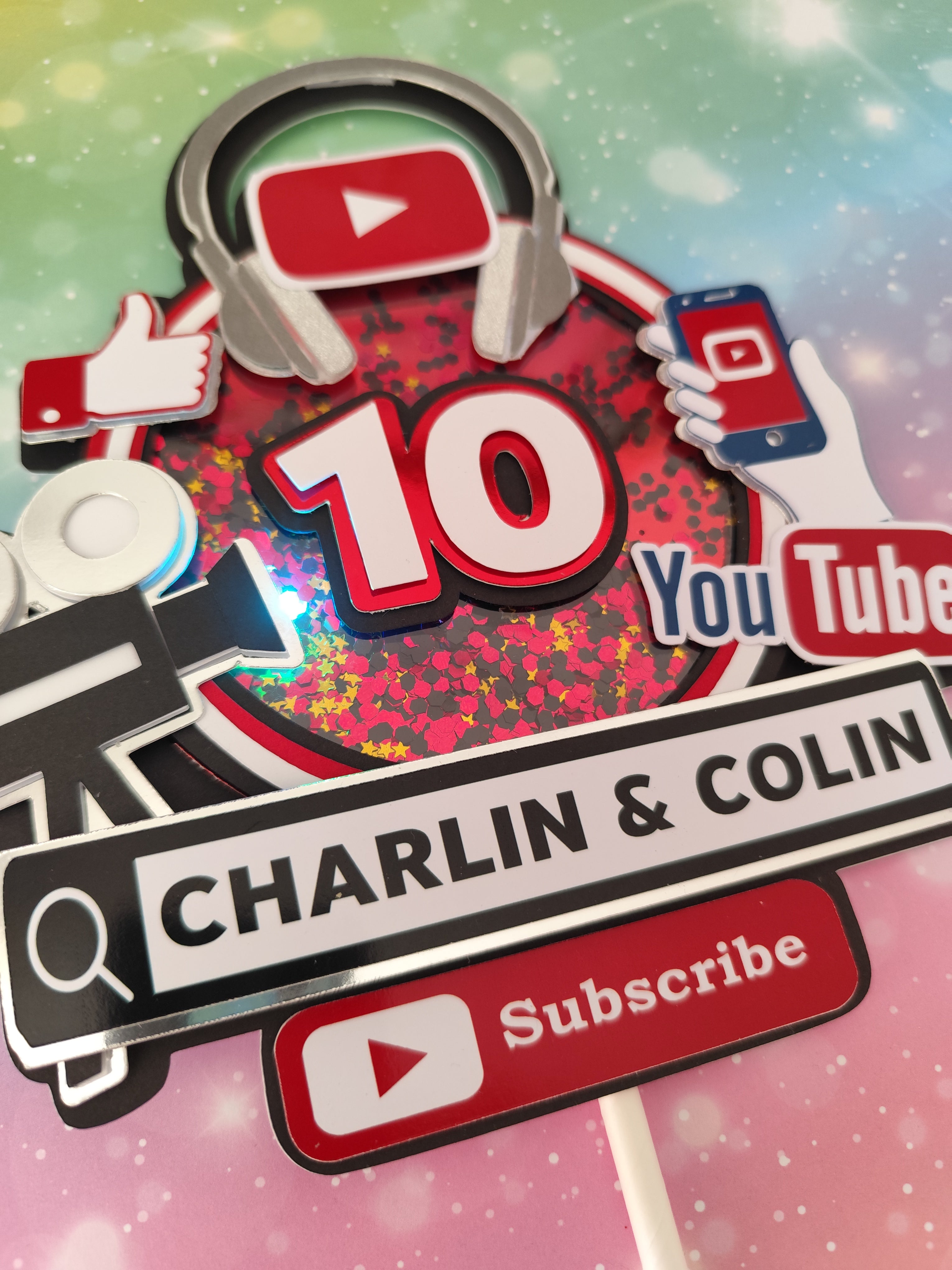YouTube – svietiaci LED zapich na tortu s menom