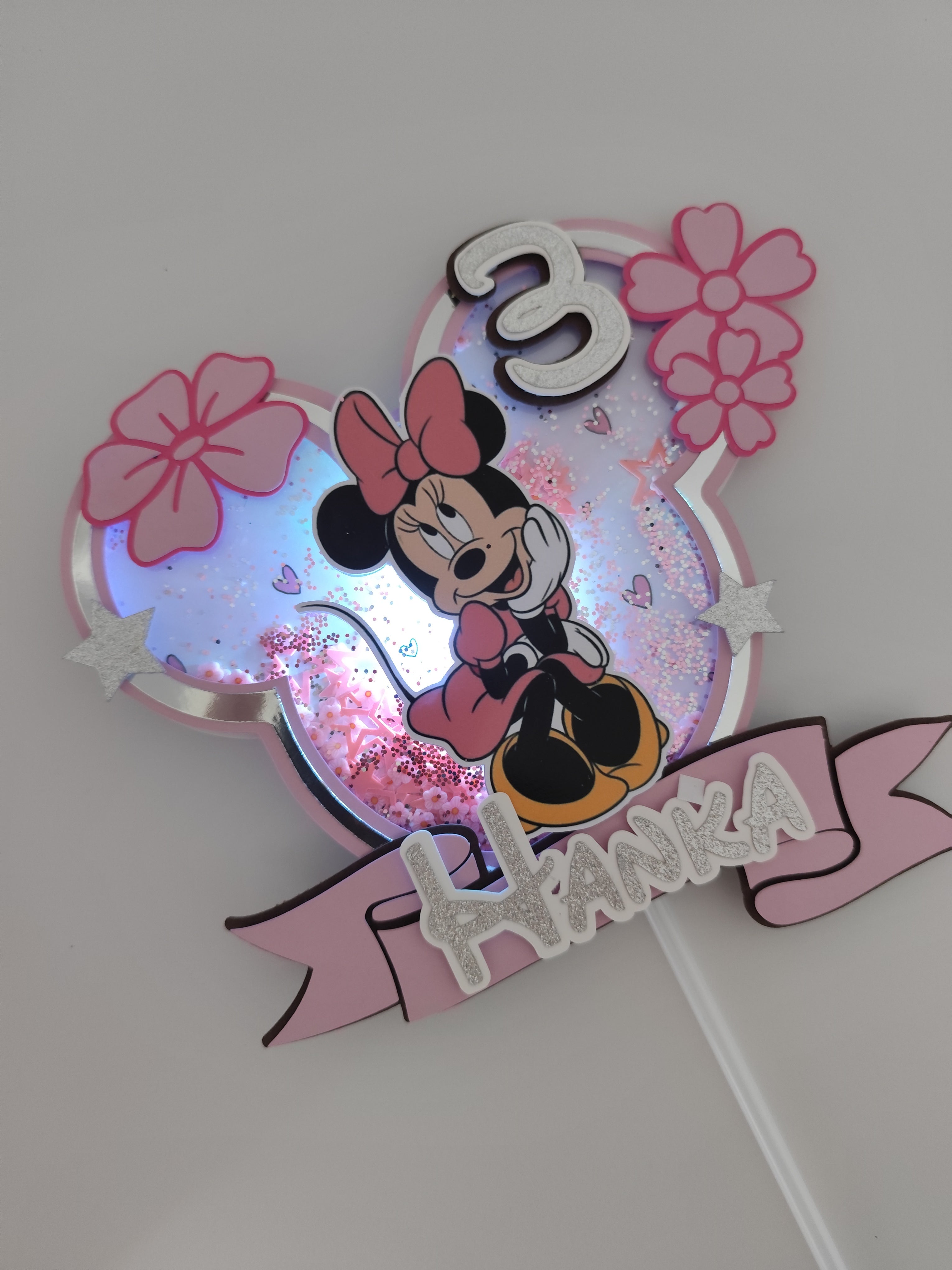 Minnie Mouse – jemne ružový LED zapich na tortu s menom