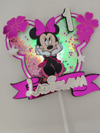 💗 Minnie Mouse – ružový LED zapich na tortu s menom