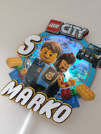 LEGO City – svietiaci LED zapich na tortu s menom