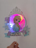 Frozen – svietiaci LED zapich na tortu s menom