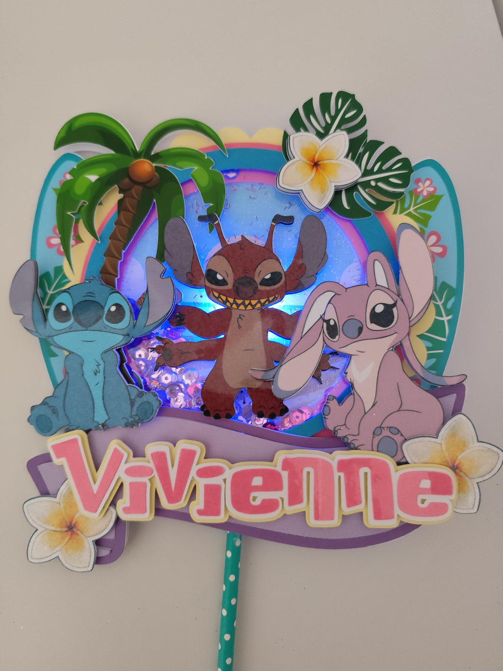 Lilo & Stitch – Angel – svietiaci LED zapich na tortu s menom 💗