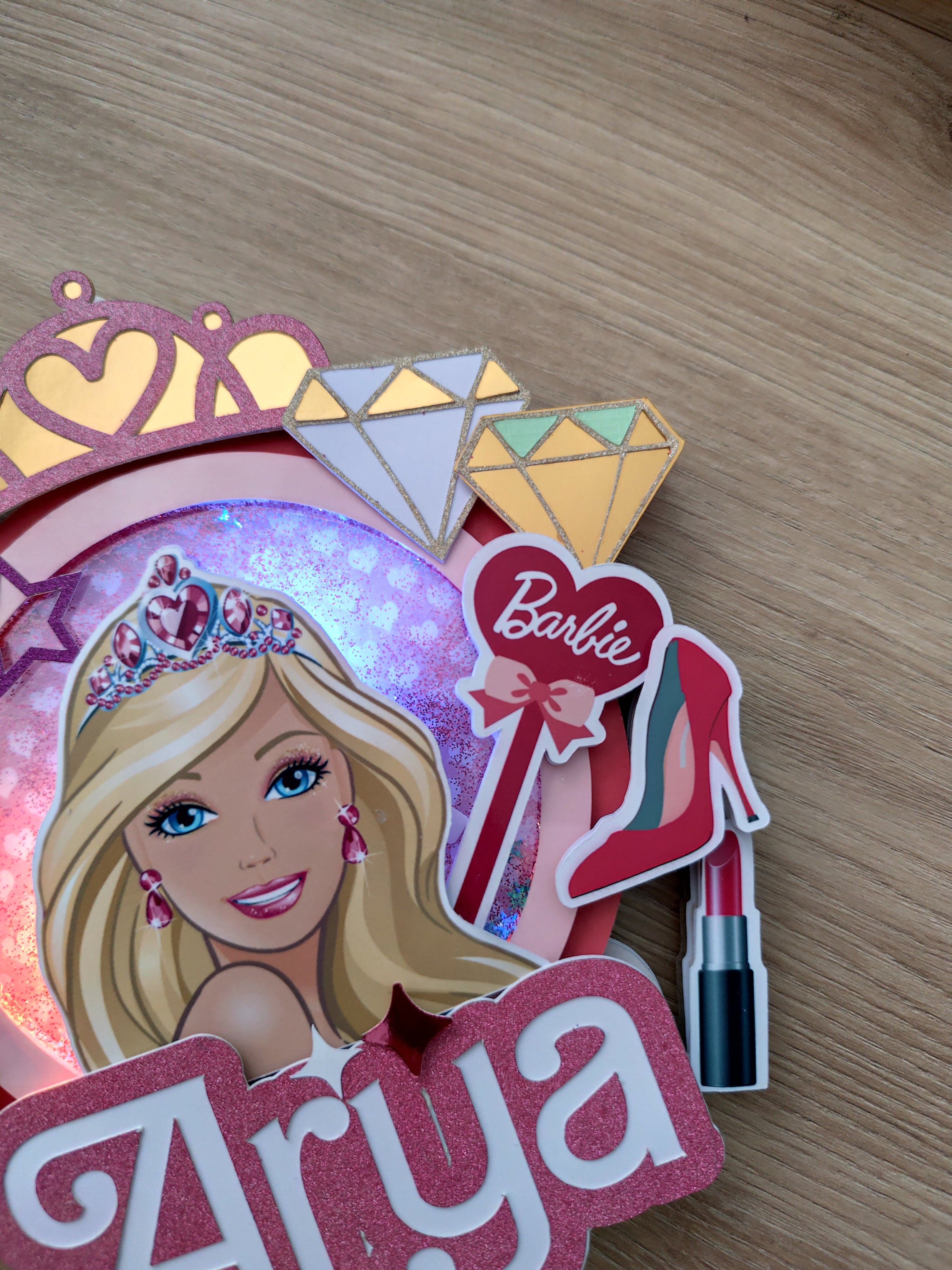 Barbie – svietiaci LED zapich na tortu s menom