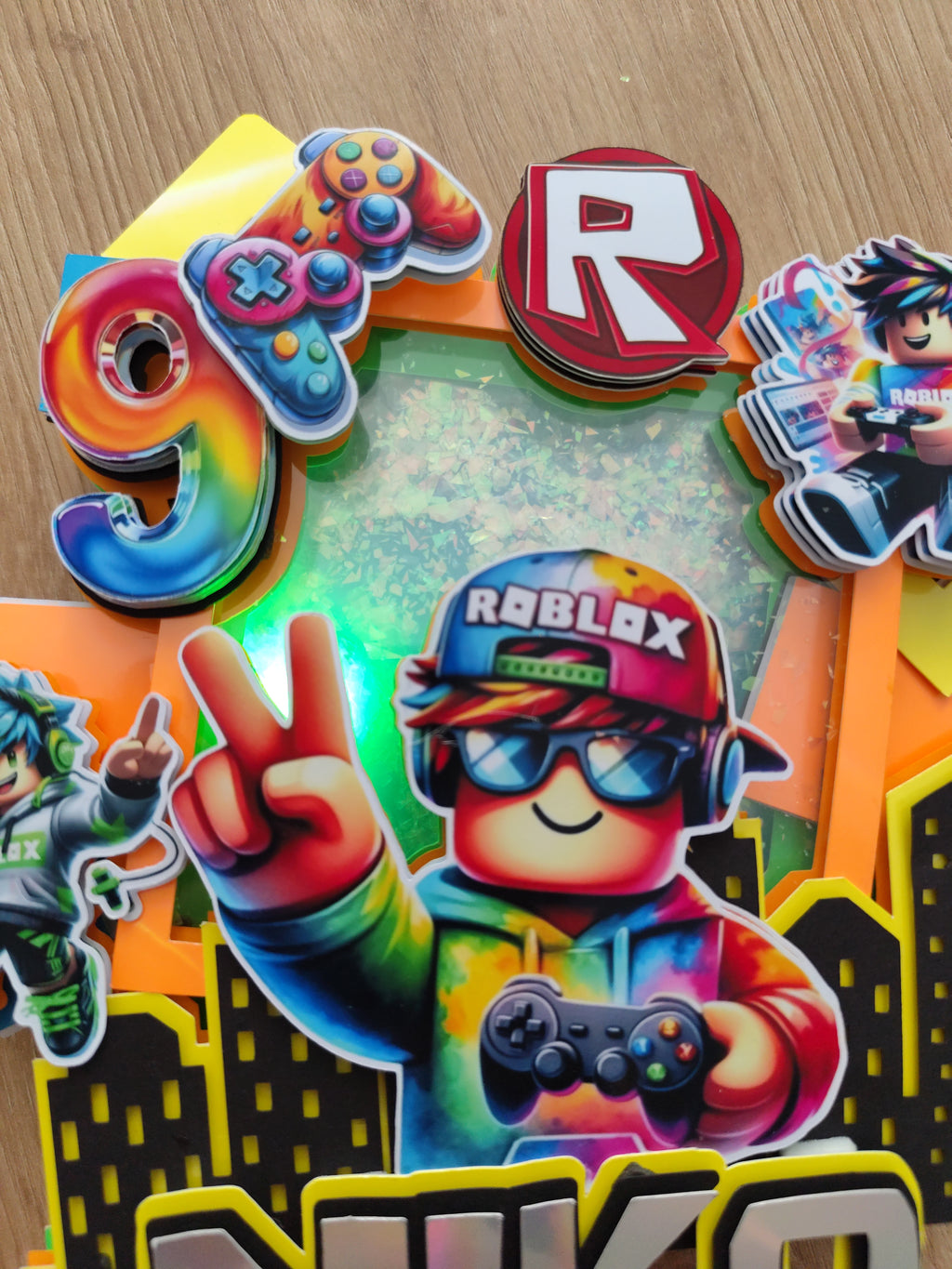 Roblox – Herné dobrodružstvo – svietiaci LED zapich na tortu s menom