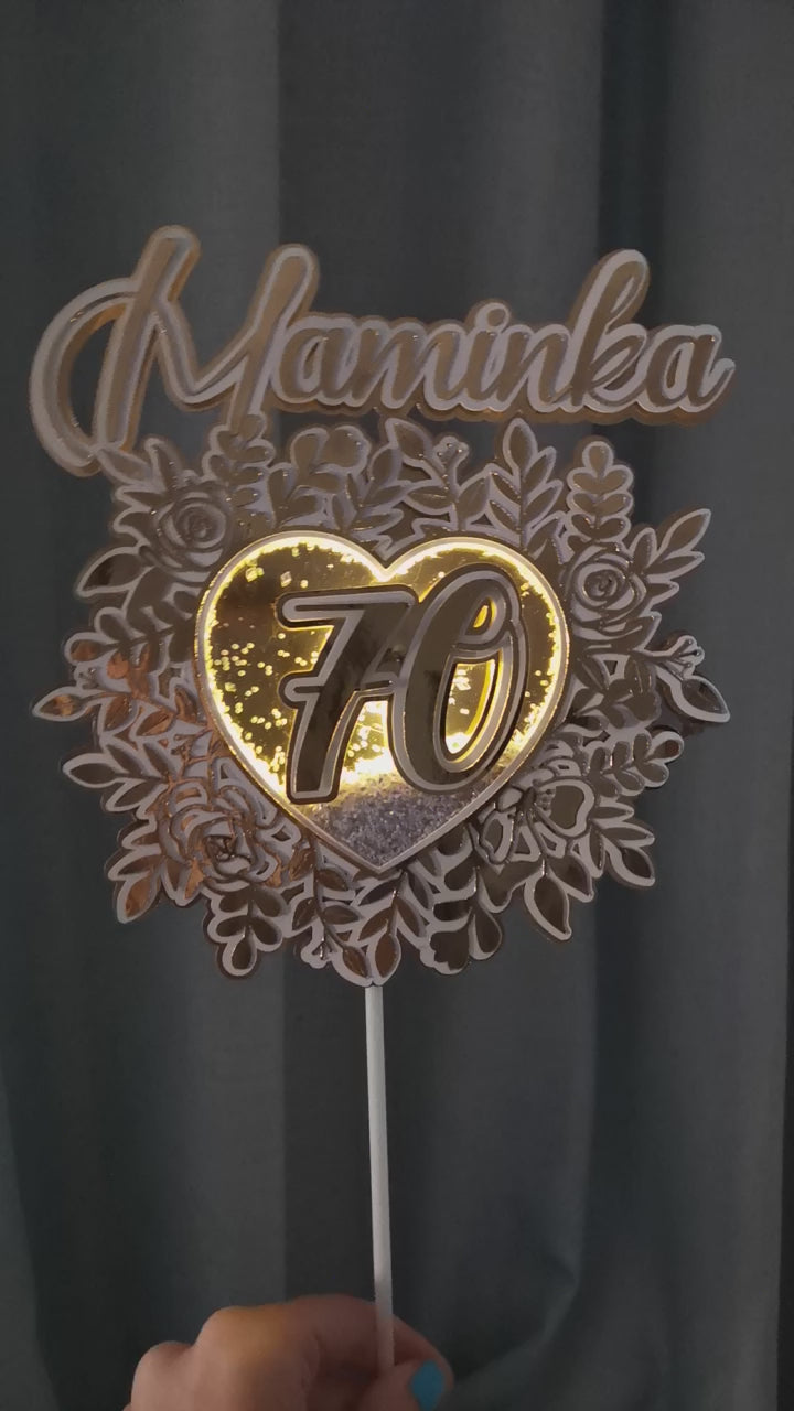 Elegantná 70 – svietiaci LED zapich na tortu s menom
