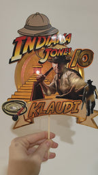 Indiana Jones – Dobrodružstvo – svietiaci LED zapich na tortu s menom