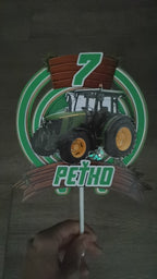 Traktor – Farmárske dobrodružstvo – svietiaci LED zapich na tortu s menom